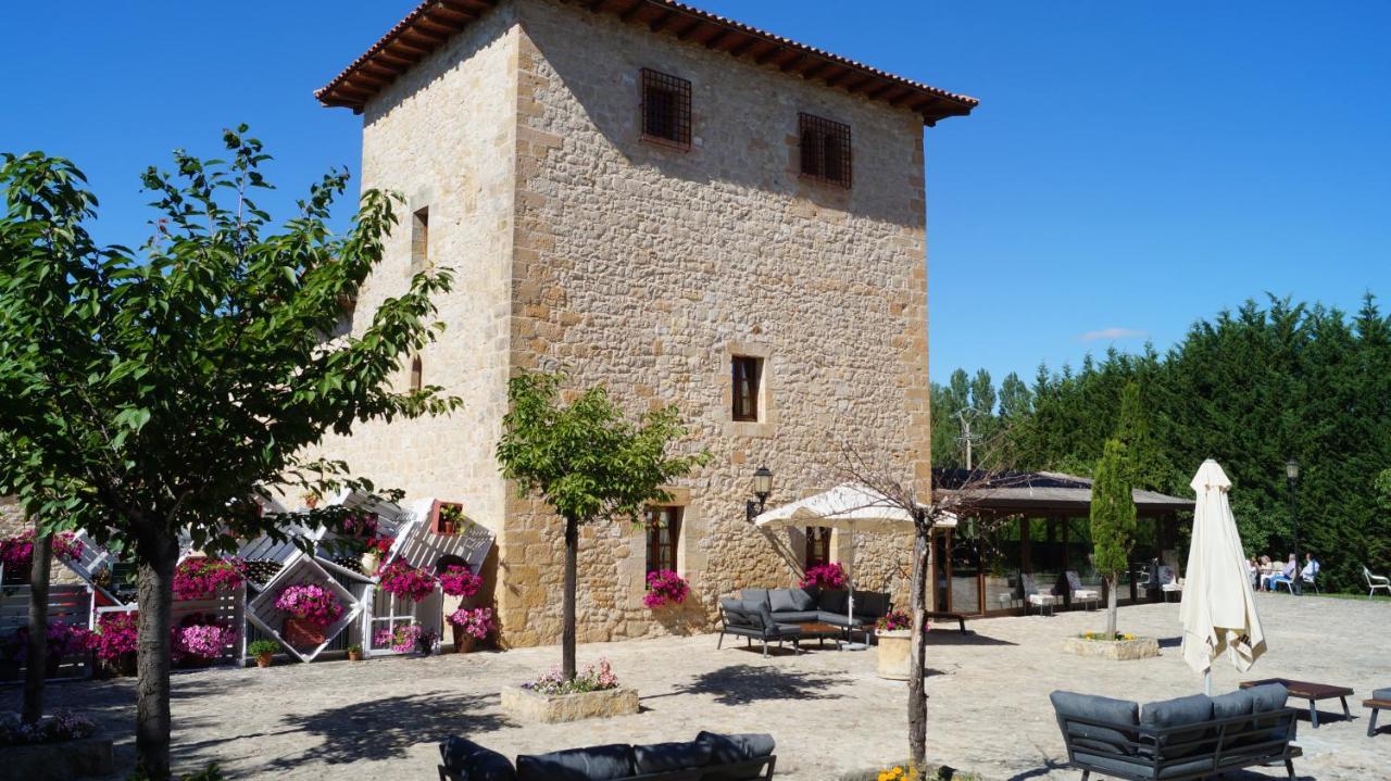 Posada Torre Palacio La Taxuela Villanueva la Lastra Экстерьер фото