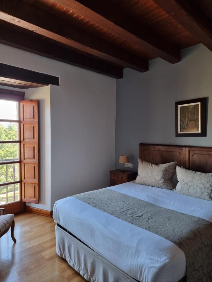 Posada Torre Palacio La Taxuela Villanueva la Lastra Экстерьер фото