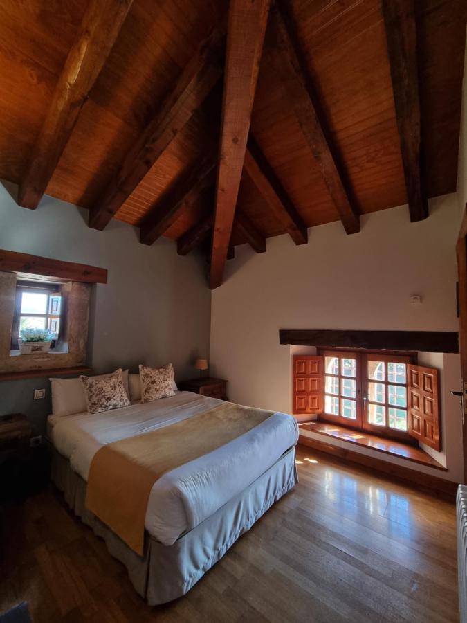 Posada Torre Palacio La Taxuela Villanueva la Lastra Экстерьер фото