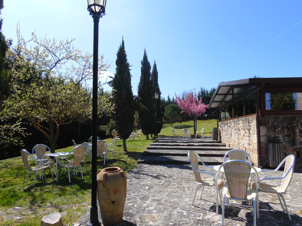 Posada Torre Palacio La Taxuela Villanueva la Lastra Экстерьер фото
